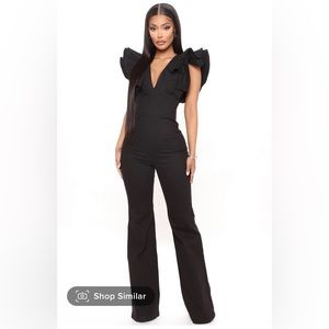 Fashion nova jumpsuit. Denim material/black